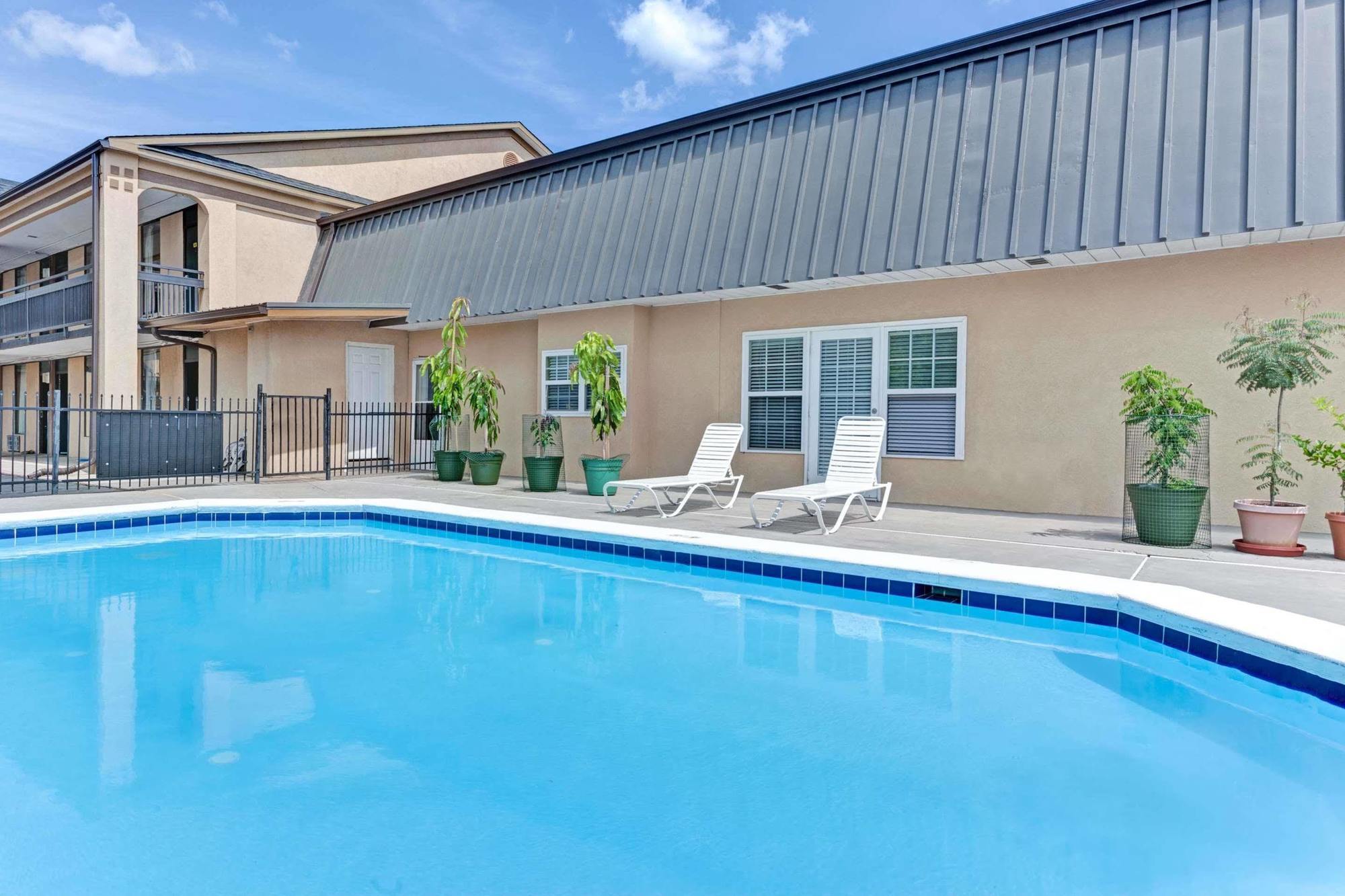 Super Inn & Suites Carrollton,West Georgia Exteriör bild